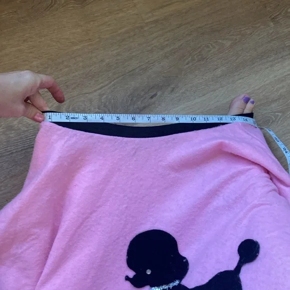 Little girls, pink and black poodle skirt Halloween costume